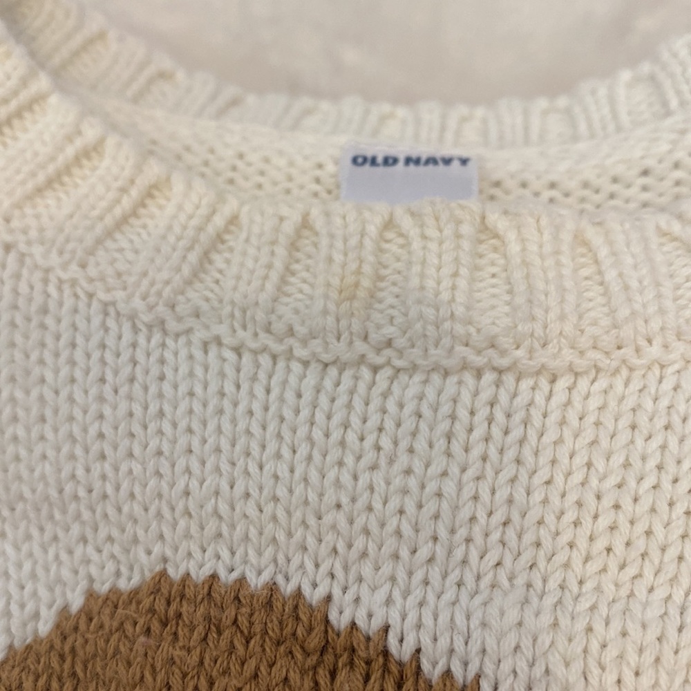 2 old navy sweaters - Picture 6 of 6